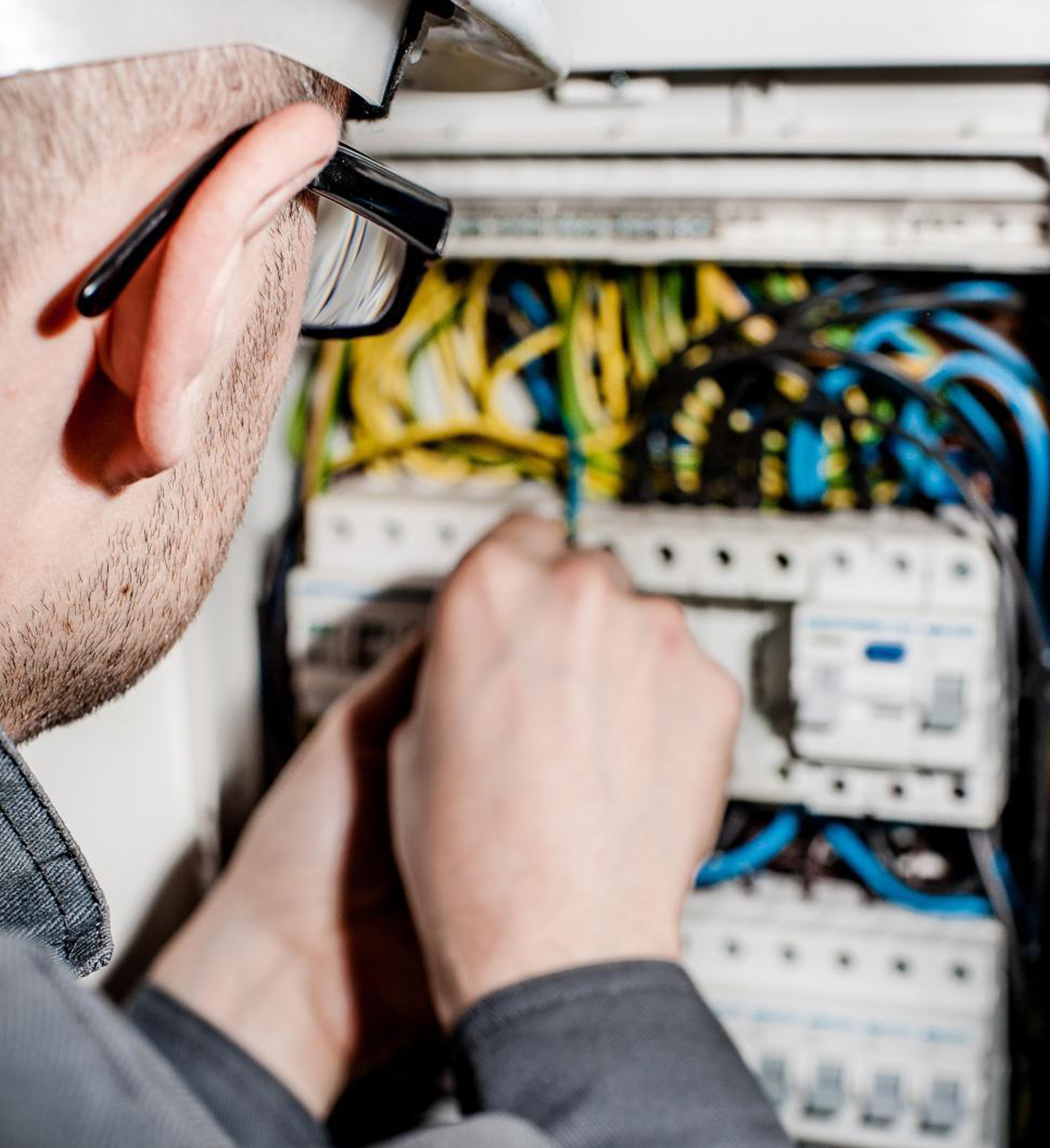 image of an electrical worker on the jobsite.